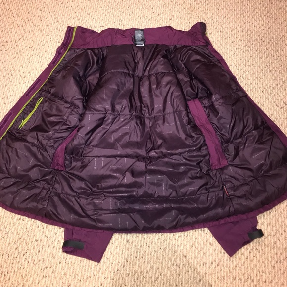 Women’s North Face Summit Series Winter Jacket - Picture 7 of 8